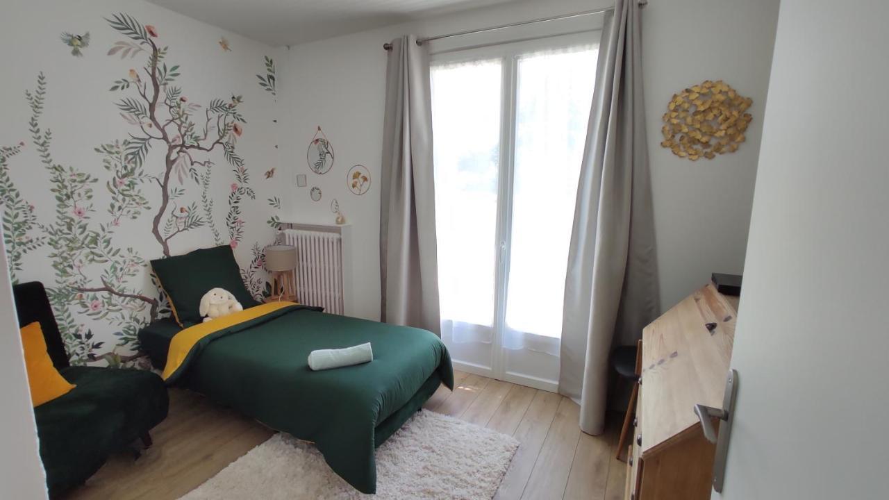 Bed and Breakfast Atelier Des Sens 89 Evry  Zewnętrze zdjęcie