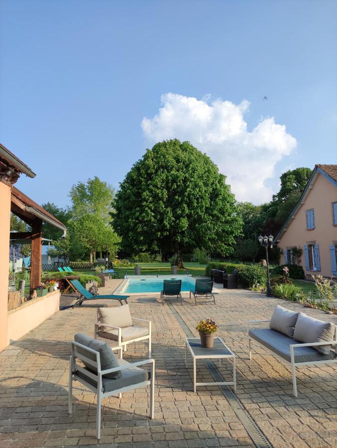 Bed and Breakfast Atelier Des Sens 89 Evry  Zewnętrze zdjęcie