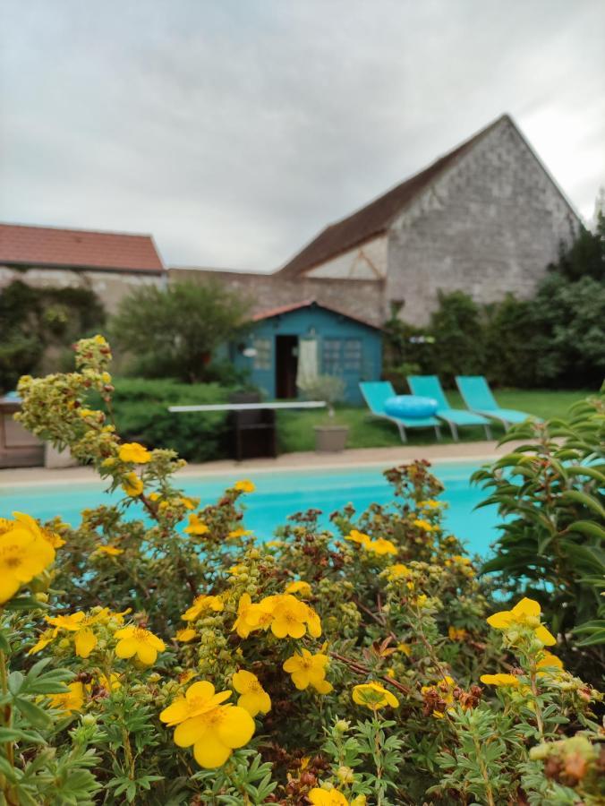 Bed and Breakfast Atelier Des Sens 89 Evry  Zewnętrze zdjęcie